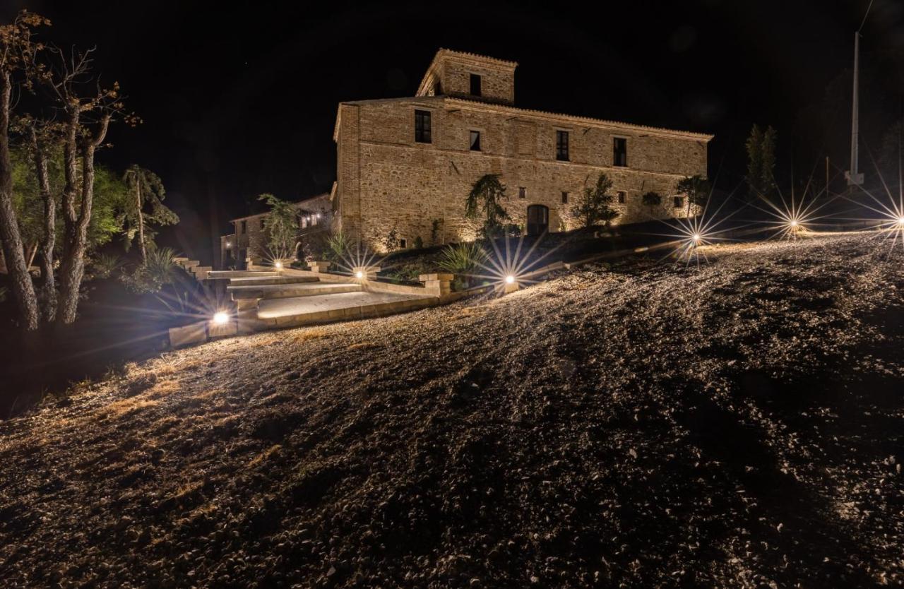 Mosciano SantʼAngelo Castello Di Petecciano B&B المظهر الخارجي الصورة