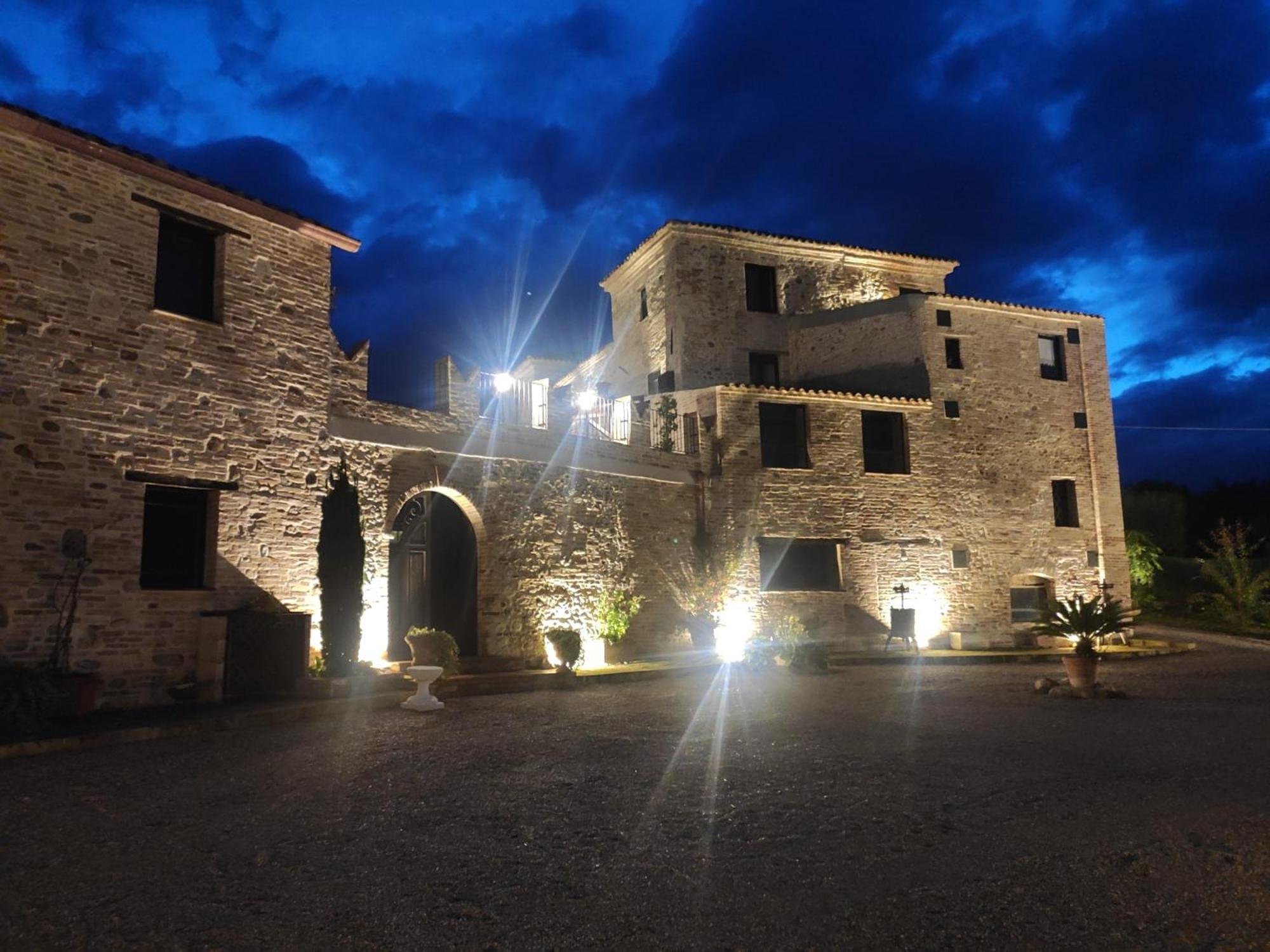 Mosciano SantʼAngelo Castello Di Petecciano B&B المظهر الخارجي الصورة